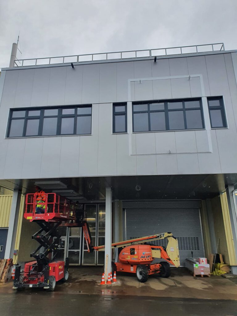 Firmengebäude Hanau – Innovative Fensterlösungen für Heraeus 3 PHOTO 2023 03 10 09 53 27